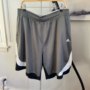 Adidas Men's Gray and Black Shorts XXL